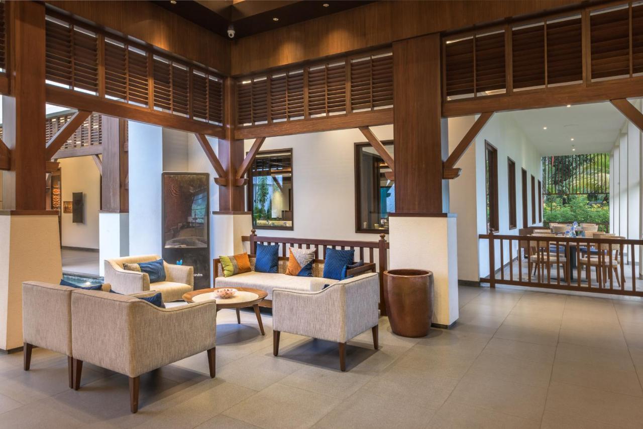 Hotel Club Mahindra Ashtamudi Nīndakara Esterno foto